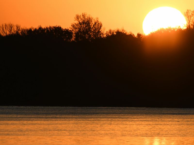 Tennessee Sunset near a river